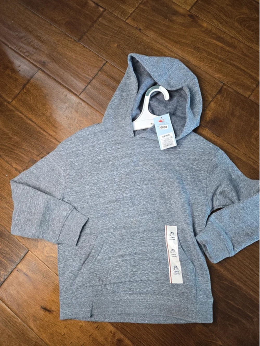 4/5  brand new sweatshirt from target item 608G3